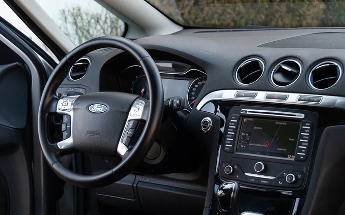 Ford S-Max cena 41900 przebieg: 176000, rok produkcji 2012 z Morąg małe 742